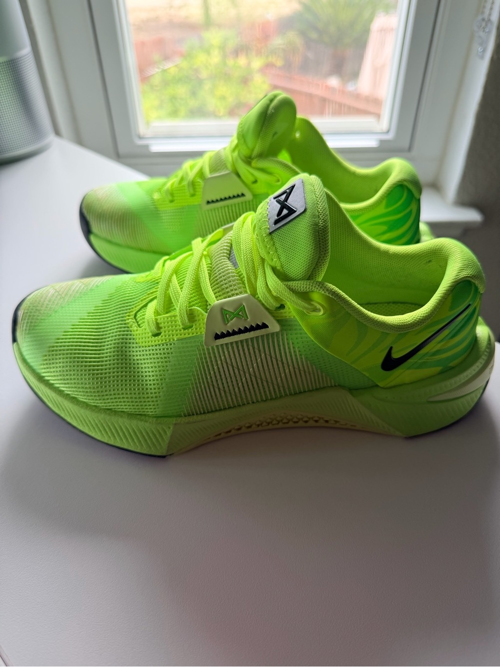 Nike Women's Metcon 10- Volt/Light Lemon Twist